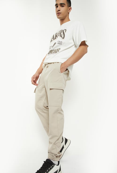 Men Solid Cargo Joggers
