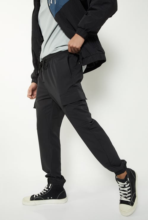 Men Solid Cargo Joggers