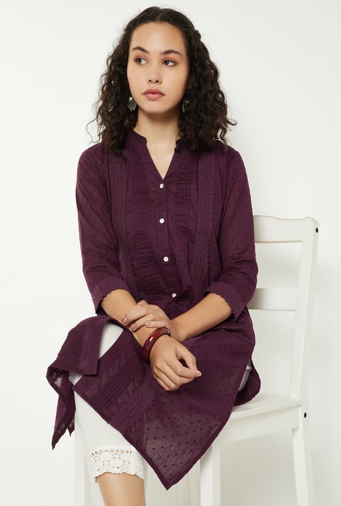 Women Pintuck Straight Kurta