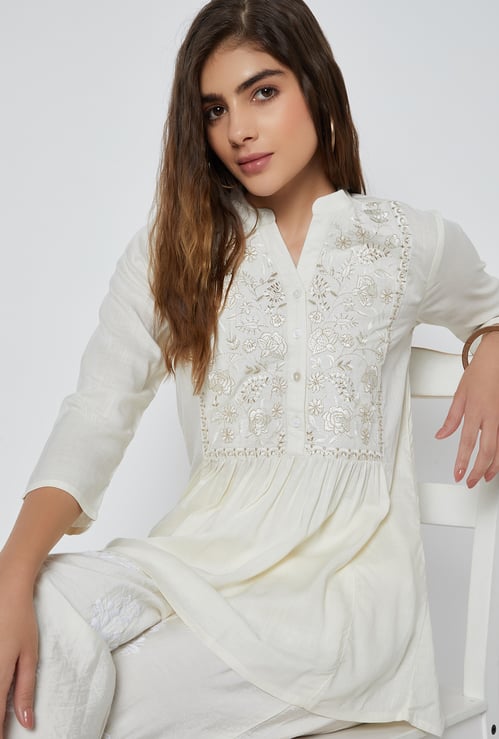 Women Embroidered Tunic
