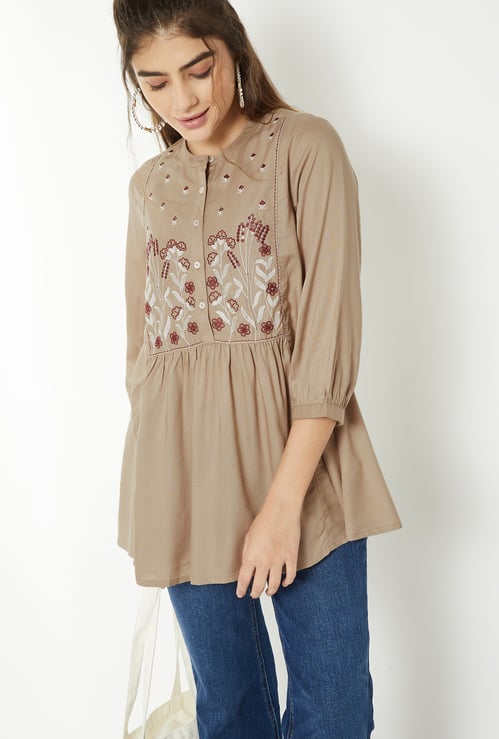 Women Embroidered Tunic