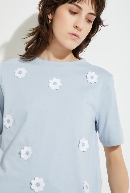 URB_N Women Applique T-shirt