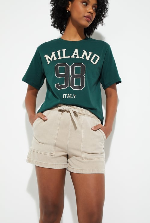 URB_N Women Solid Shorts