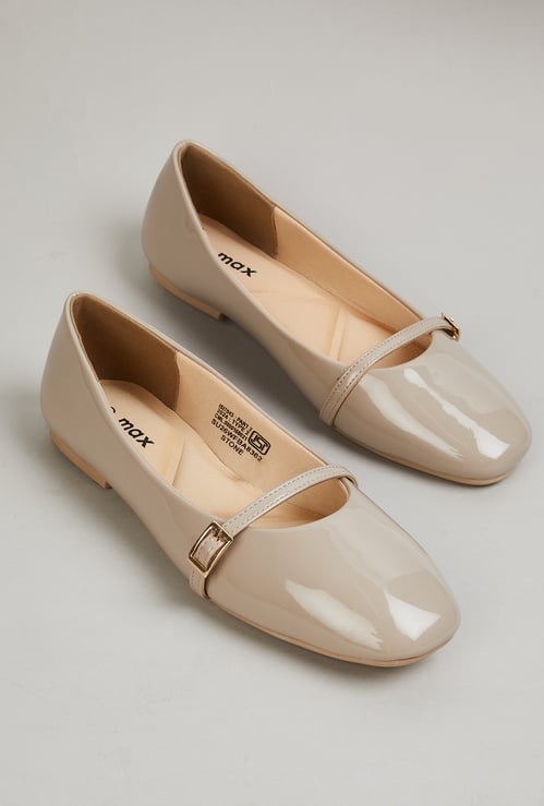 Women Solid Mary Janes