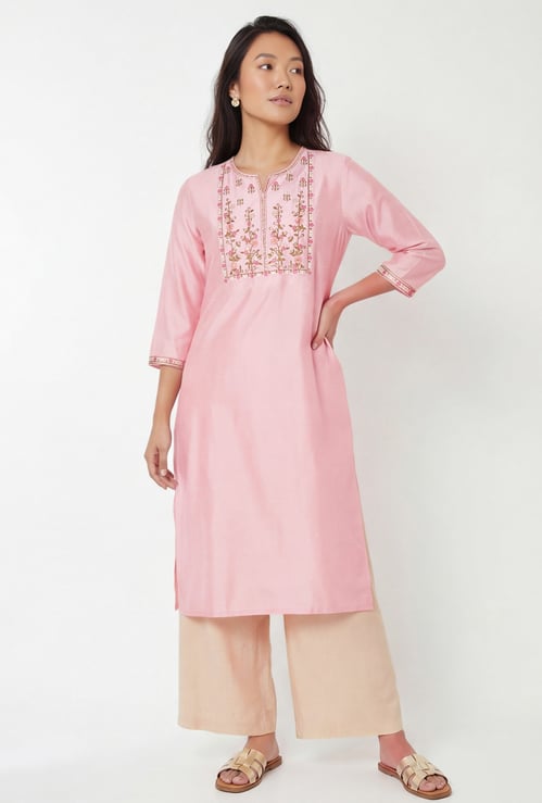 Women Embroidered Straight Kurta