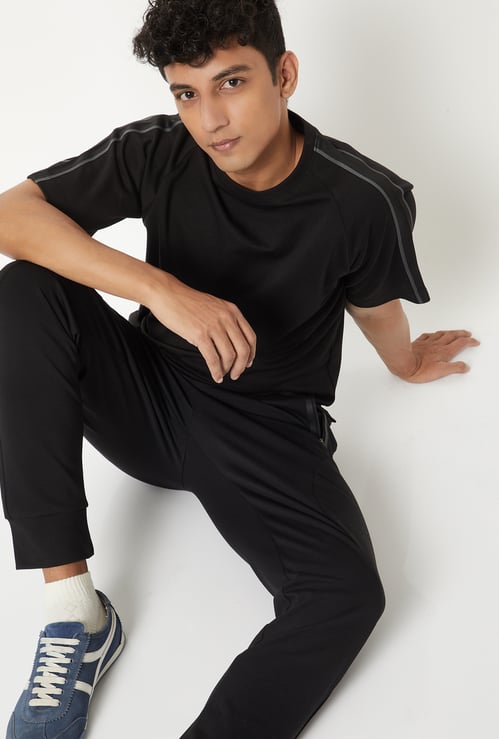 Men Contrast Taping Sports T-shirt
