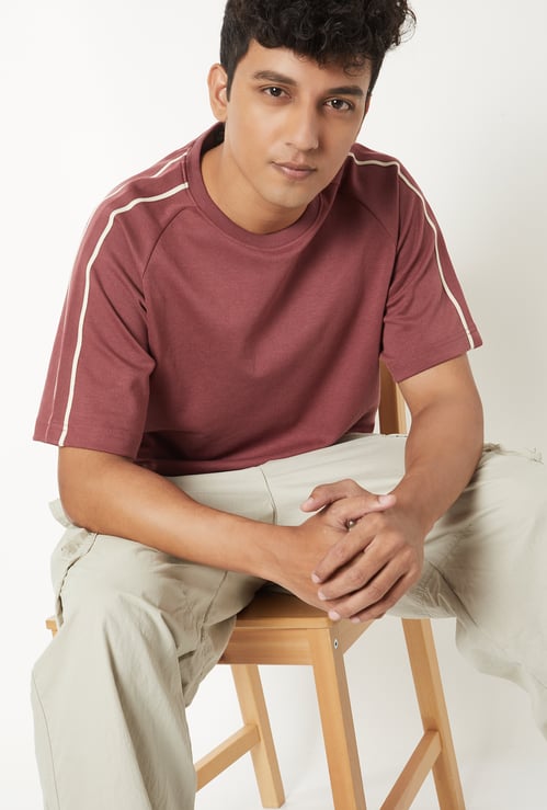 Men Contrast Taping Sports T-shirt