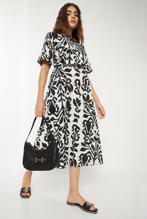 Women Printed A-Line Dress with Belt