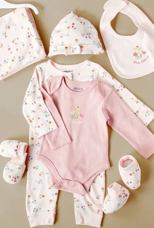 Girls 7 Piece Printed Clothing Gift Set