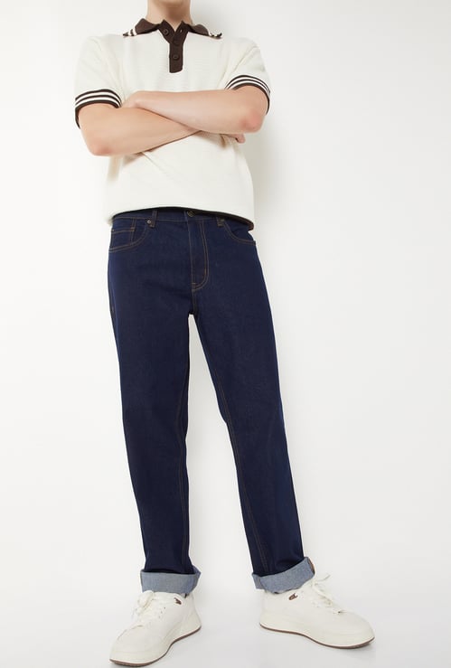 Men Solid Straight Fit Jeans