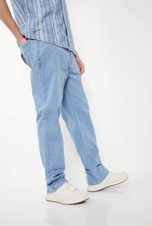 Men Washed Straight Fit Jeans