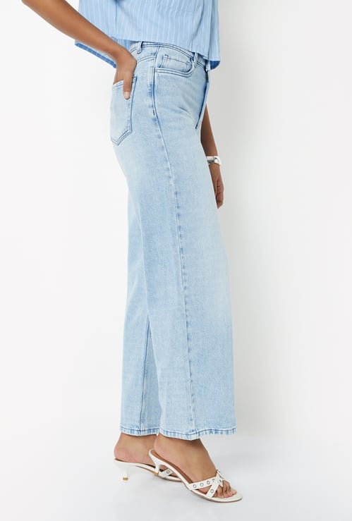 Women Light Wash Mid Rise Wide Leg Jeans