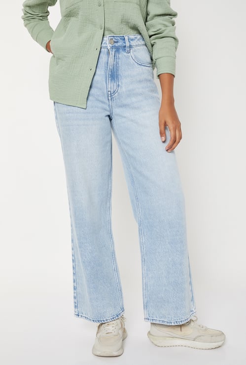 Women Light Wash Wide-Leg Jeans