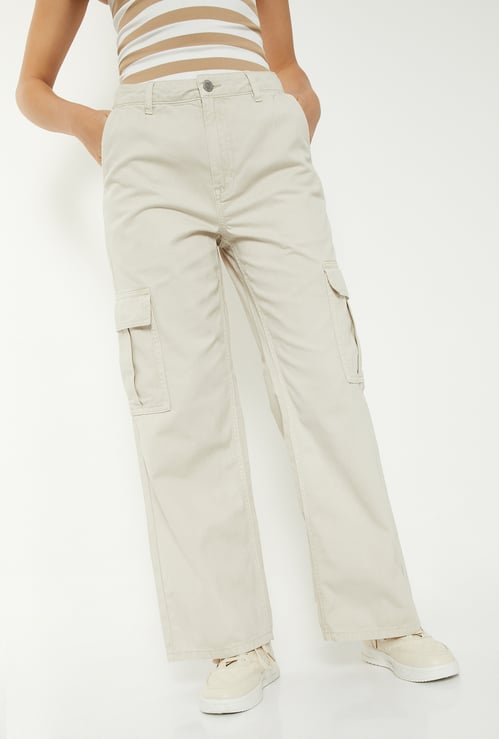 Women Solid High-Rise Cargo Jeans