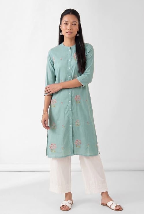 Women Embroidered Straight Kurta