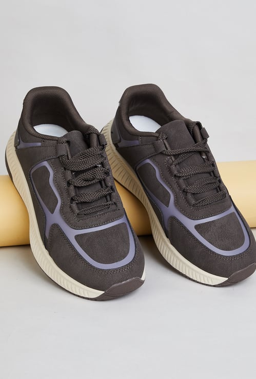 Men Textured Lace Up Sneakers