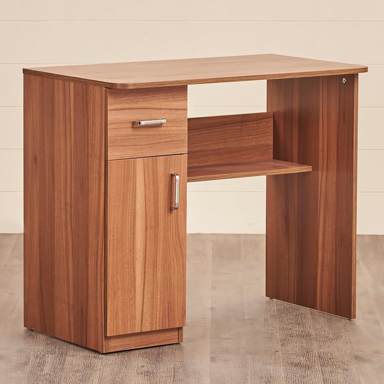 Quadro Nxt Cosco Study Table - Brown