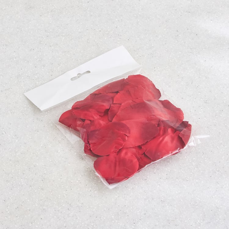 Gloria Hover Set of 40 Fabric Floating Rose Petals