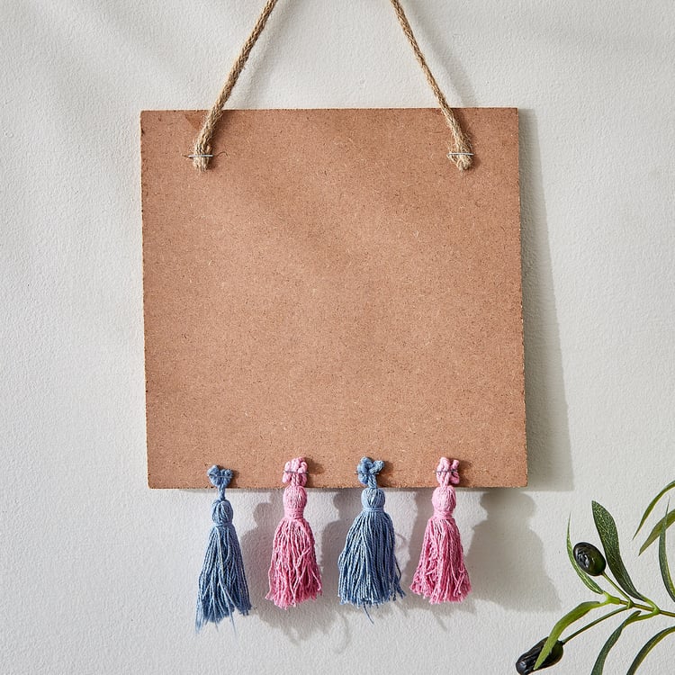 Garnet Interior Wooden Kitchen Hanging Wall Accent