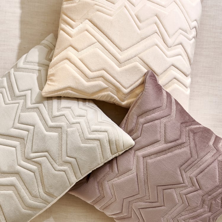 Amberley Dale Quilted Filled Cushion - 45x45cm