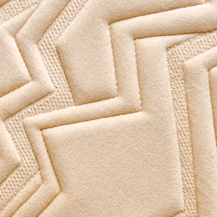 Amberley Dale Quilted Filled Cushion - 45x45cm