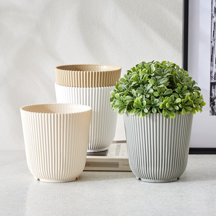 Nomad Viksa Polypropylene Ribbed Planter
