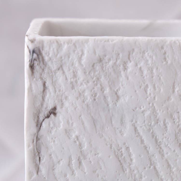 Corsica Arctic Polyresin Holder
