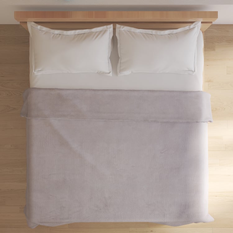 Fiesta Rabbit Fur and Mink Double Blanket