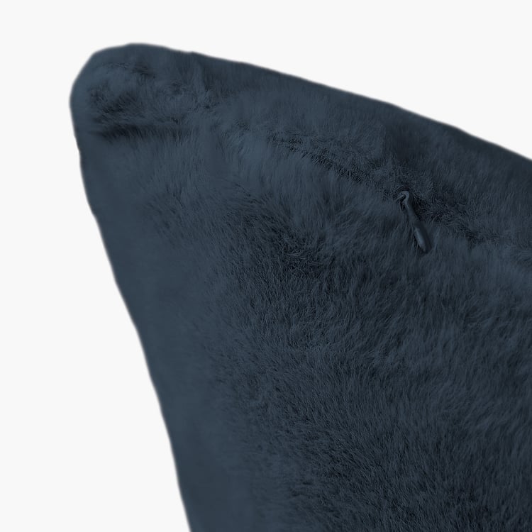 LUXE HOME Set of 2 Fuzzy Cushion Covers - 40x40cm