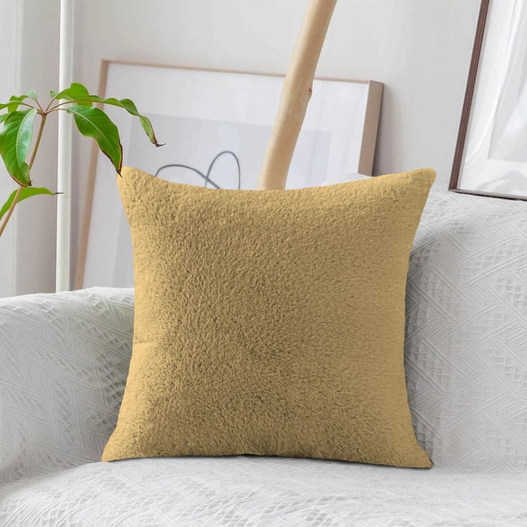 LUXE HOME Set of 2 Fuzzy Cushion Covers - 40x40cm