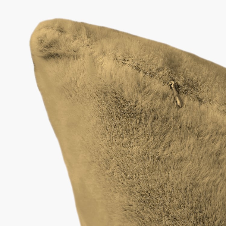 LUXE HOME Set of 2 Fuzzy Cushion Covers - 40x40cm