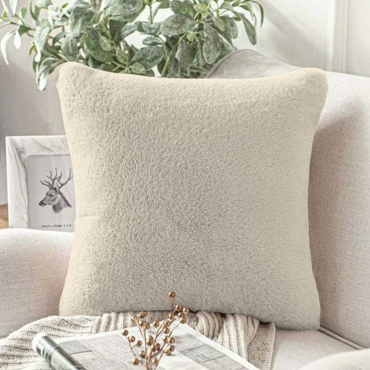 LUXE HOME Set of 2 Fuzzy Cushion Covers - 40x40cm