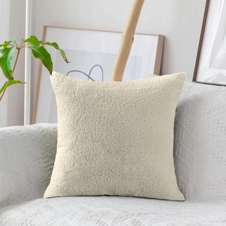 LUXE HOME Set of 2 Fuzzy Cushion Covers - 40x40cm