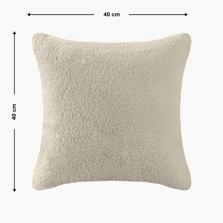 LUXE HOME Set of 2 Fuzzy Cushion Covers - 40x40cm
