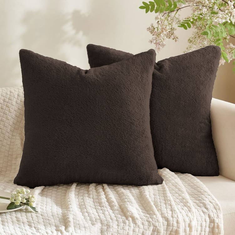 LUXE HOME Set of 2 Fuzzy Cushion Covers - 40x40cm
