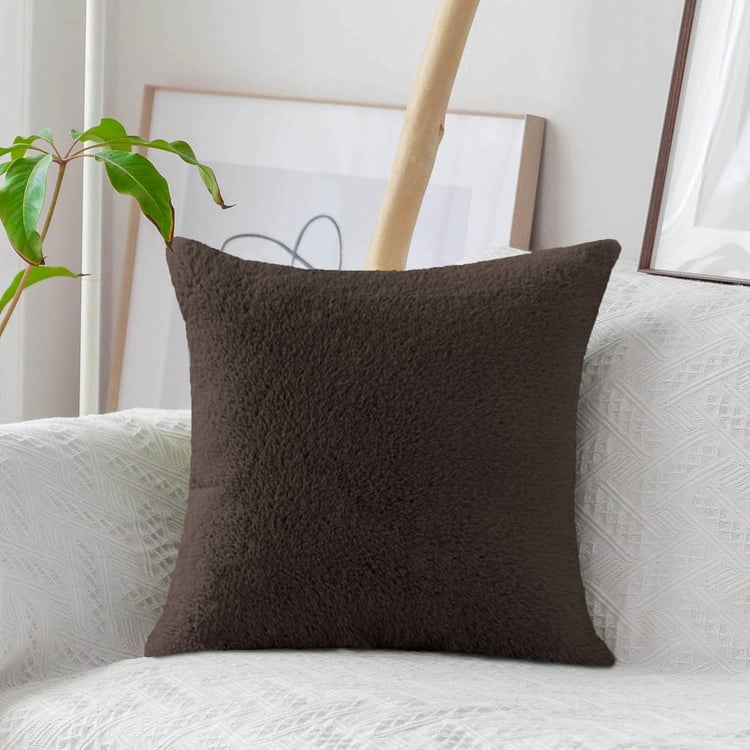 LUXE HOME Set of 2 Fuzzy Cushion Covers - 40x40cm