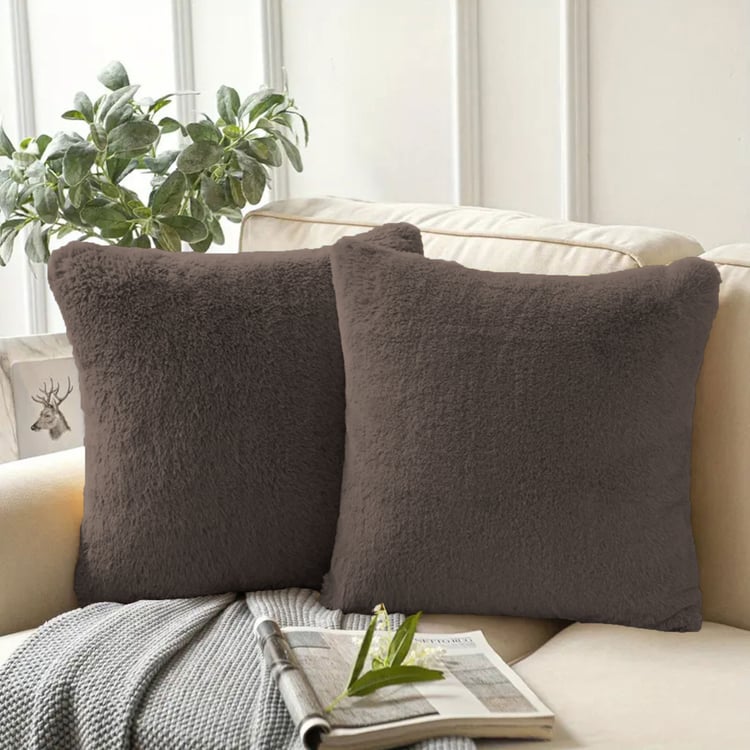 LUXE HOME Set of 2 Fuzzy Cushion Covers - 40x40cm