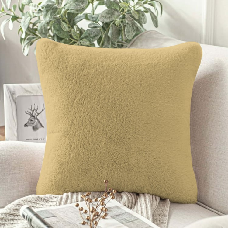 LUXE HOME Set of 2 Fuzzy Cushion Covers - 40x40cm