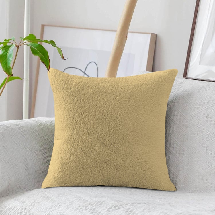 LUXE HOME Set of 2 Fuzzy Cushion Covers - 40x40cm