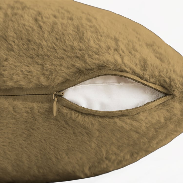 LUXE HOME Set of 2 Fuzzy Cushion Covers - 40x40cm