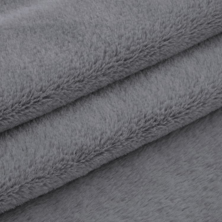 LUXE HOME Set of 2 Fuzzy Cushion Covers - 40x40cm