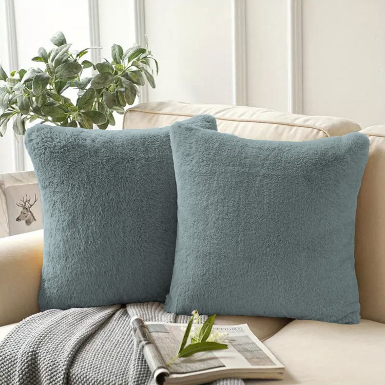 LUXE HOME Set of 2 Fuzzy Cushion Covers - 40x40cm