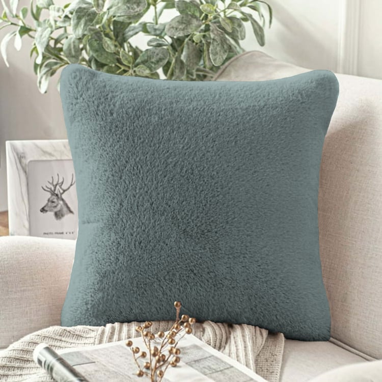 LUXE HOME Set of 2 Fuzzy Cushion Covers - 40x40cm