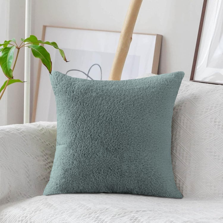 LUXE HOME Set of 2 Fuzzy Cushion Covers - 40x40cm