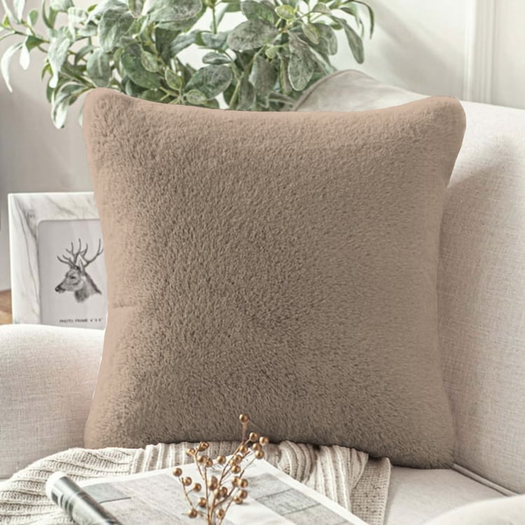 LUXE HOME Set of 2 Fuzzy Cushion Covers - 40x40cm