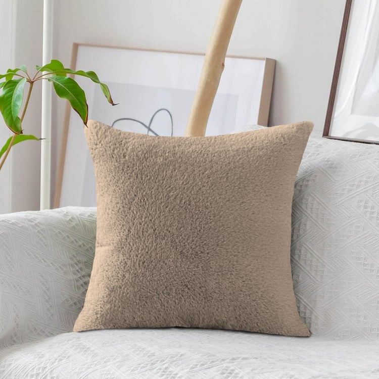 LUXE HOME Set of 2 Fuzzy Cushion Covers - 40x40cm