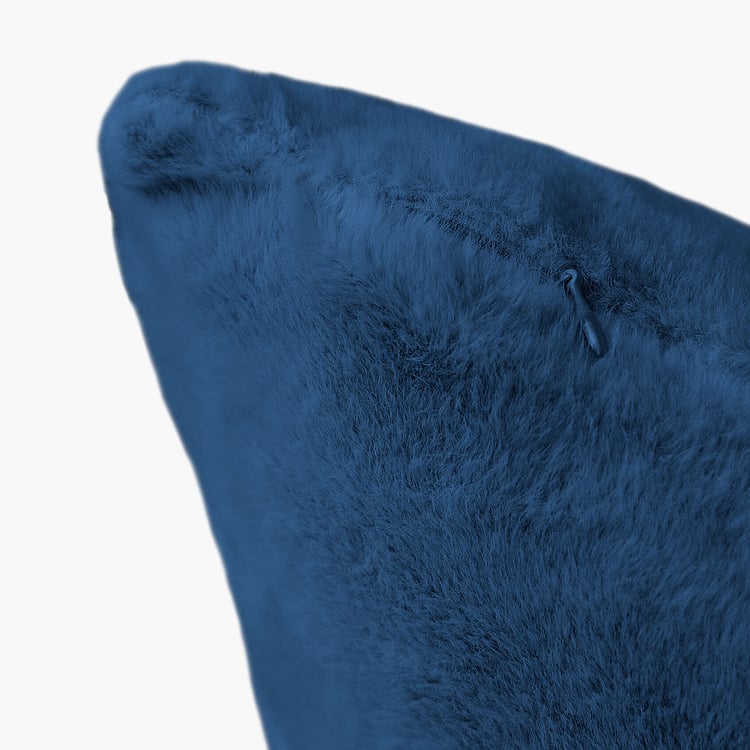 LUXE HOME Set of 2 Fuzzy Cushion Covers - 40x40cm