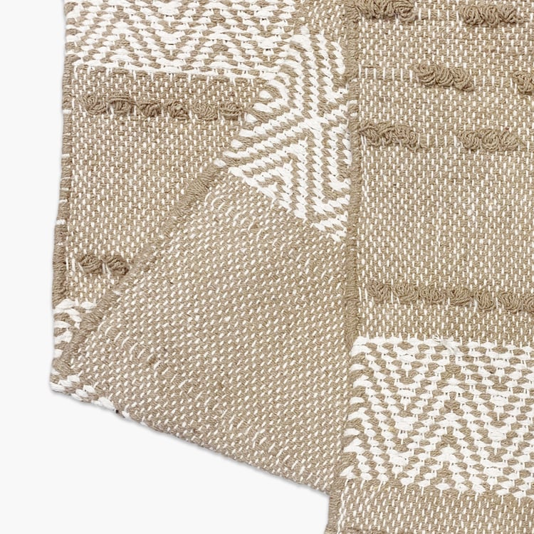 LUXE HOME Woven Table Runner