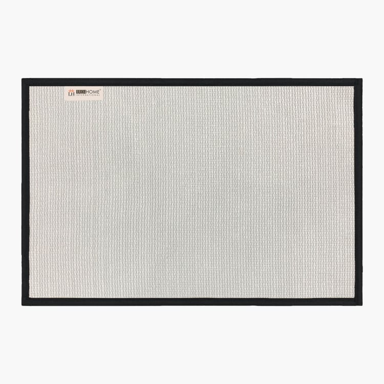 LUXE HOME INTERNATIONAL Microfibre Anti-Slip Bath Mat - 60x40cm