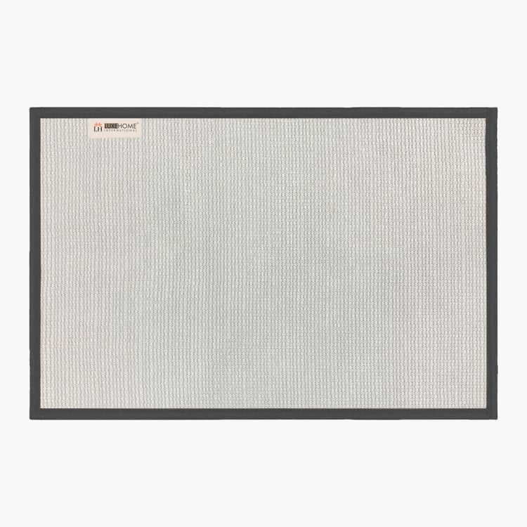LUXE HOME Macau Microfibre Geometric Anti-Slip Bath Mat - 60x40cm